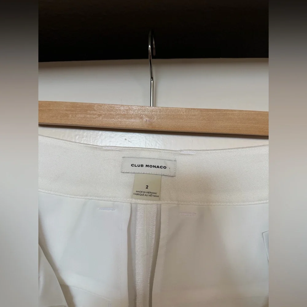 VGUC Club Monaco Short Size 2 - Picture 7 of 7